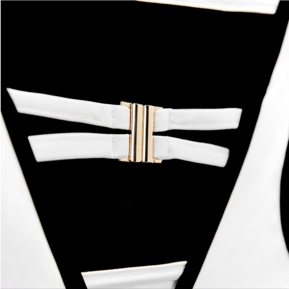 Zara 2 In 1 Barbie™ Mattel Swimsuit - Picture 10 of 11